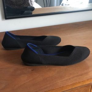 Rothy’s black flats
